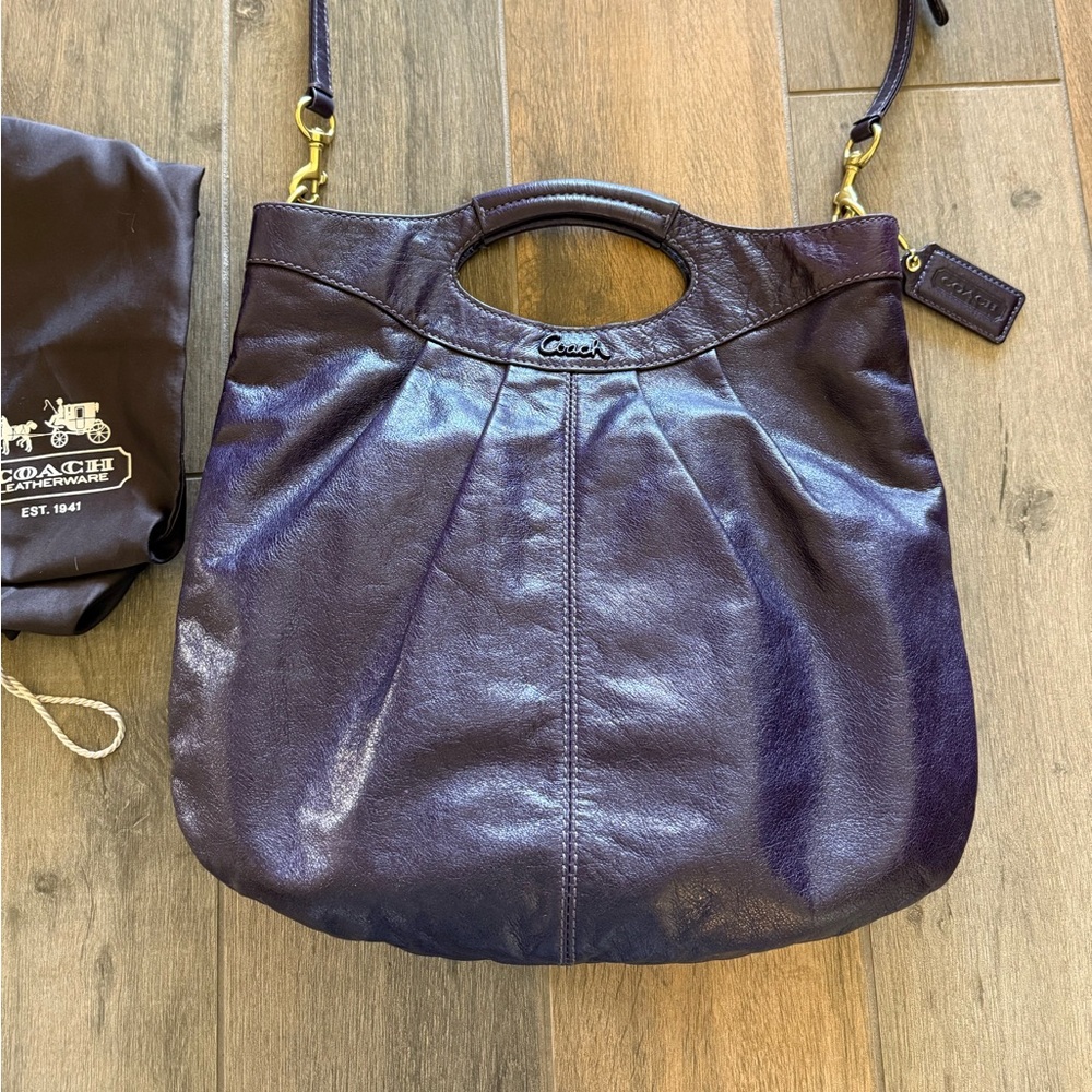 Coach leather 2ways hand and shoulder bag purple